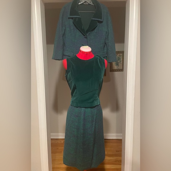 1960s 3 Piece Skirt Suit Matching Green & Purple Boucle Set Top Skirt & Jacket - Picture 12 of 16